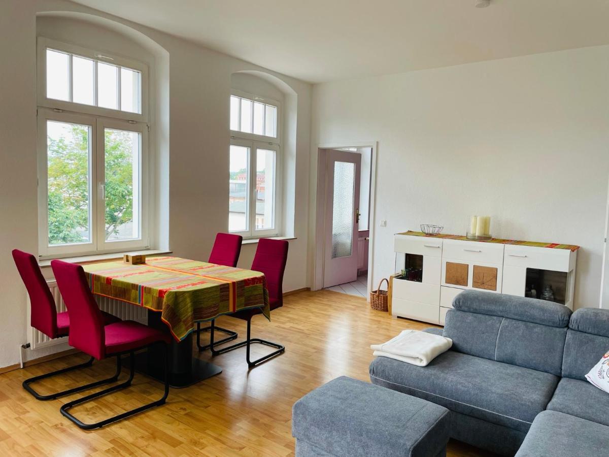 "Glueck Auf" Lichtdurchflutete Schicke Ferienwohnung In Zwickau Exterior foto