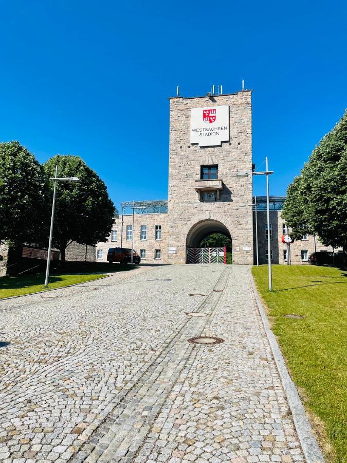 "Glueck Auf" Lichtdurchflutete Schicke Ferienwohnung In Zwickau Exterior foto